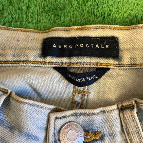 Stretchy and soft Aeropostale jeans flare high rise - Picture 3 of 4